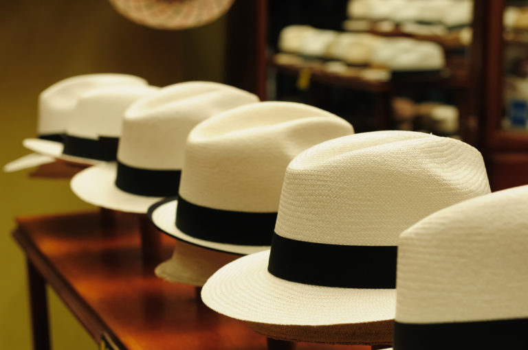 Learn to differentiate between fedora and Panama hats to style your outfit better