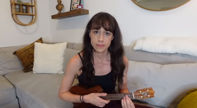 Colleen Ballinger Denies Grooming Allegations, Ripped For ‘Apology’ Video