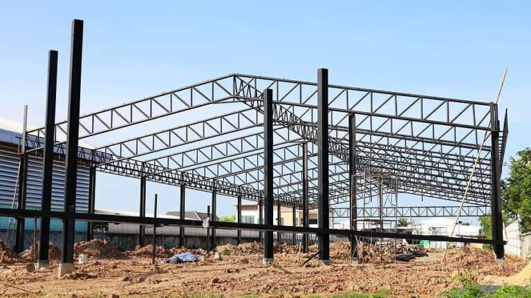 Why Steel Construction is the Ideal Choice for Homeowners’ Garage Needs