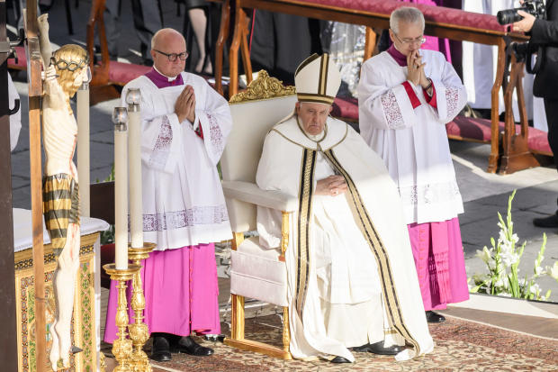Pope Francis news: Catholic Church’s future on the table as Pope Francis kicks off 2023 Synod with an LGBTQ bombshell