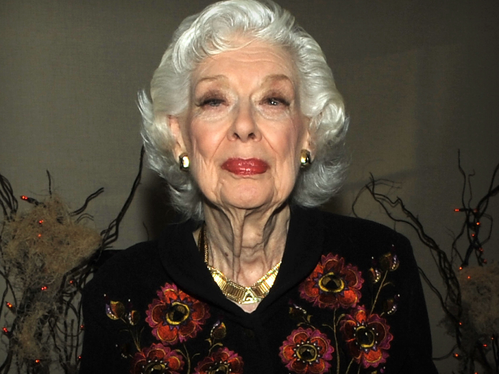 ‘Honeymooners’ Star Joyce Randolph Dead at 99