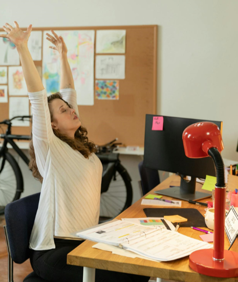 From Desk to Gym: Sneaky Ways to Fit in Exercise During the Workday