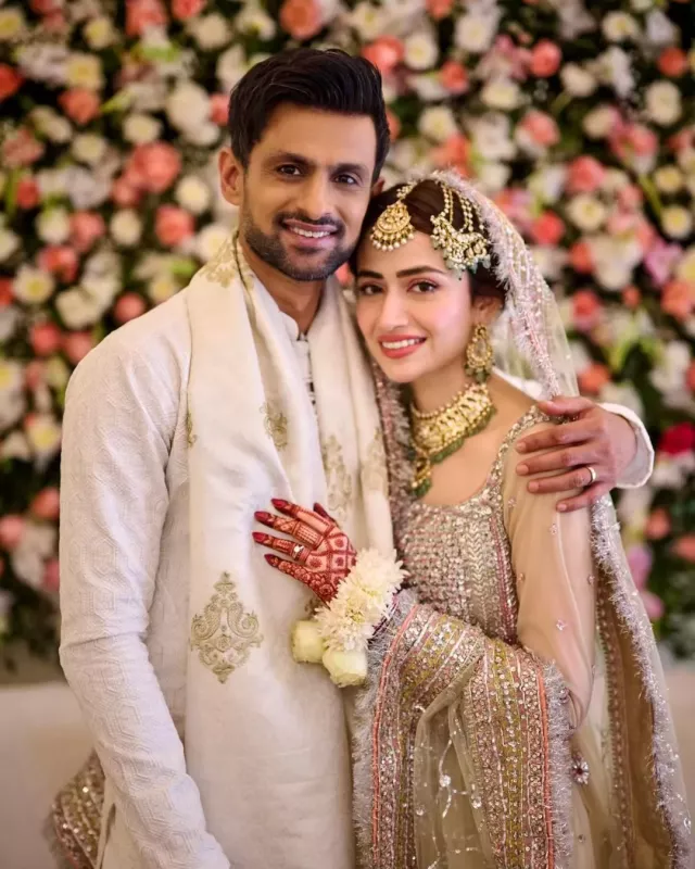 Shoaib Malik’s Wife, Sana Javed Tags Him In ‘Kind Heart’ Post, Netizen Says ‘Sania Bhi Yhi Kehti…’