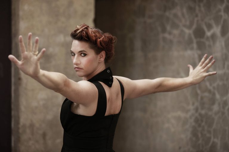 Amanda Palmer: An Artistic Force and Her Connection to Lee